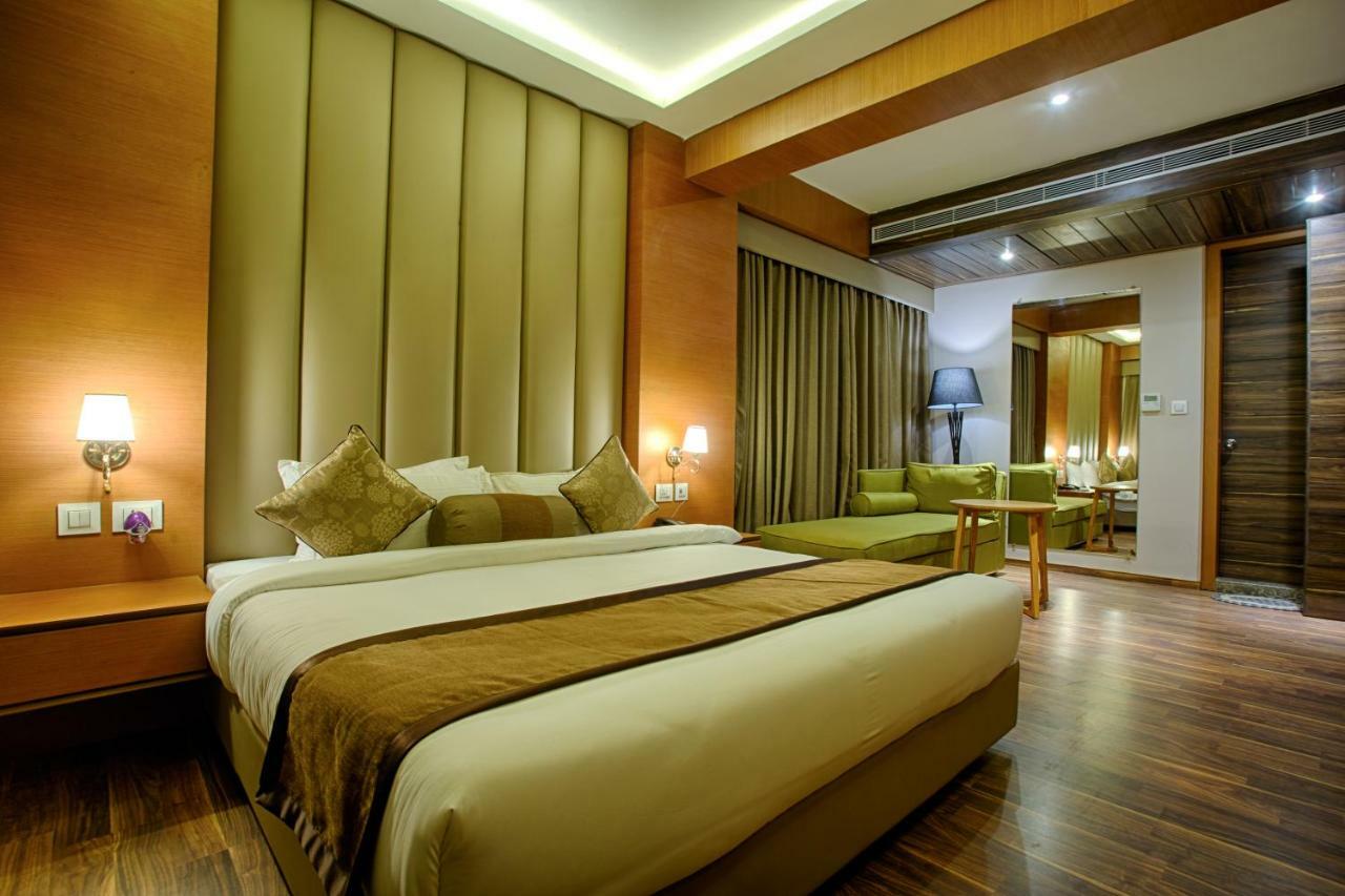 Four Vedas Hotel & Resort Siliguri Ngoại thất bức ảnh