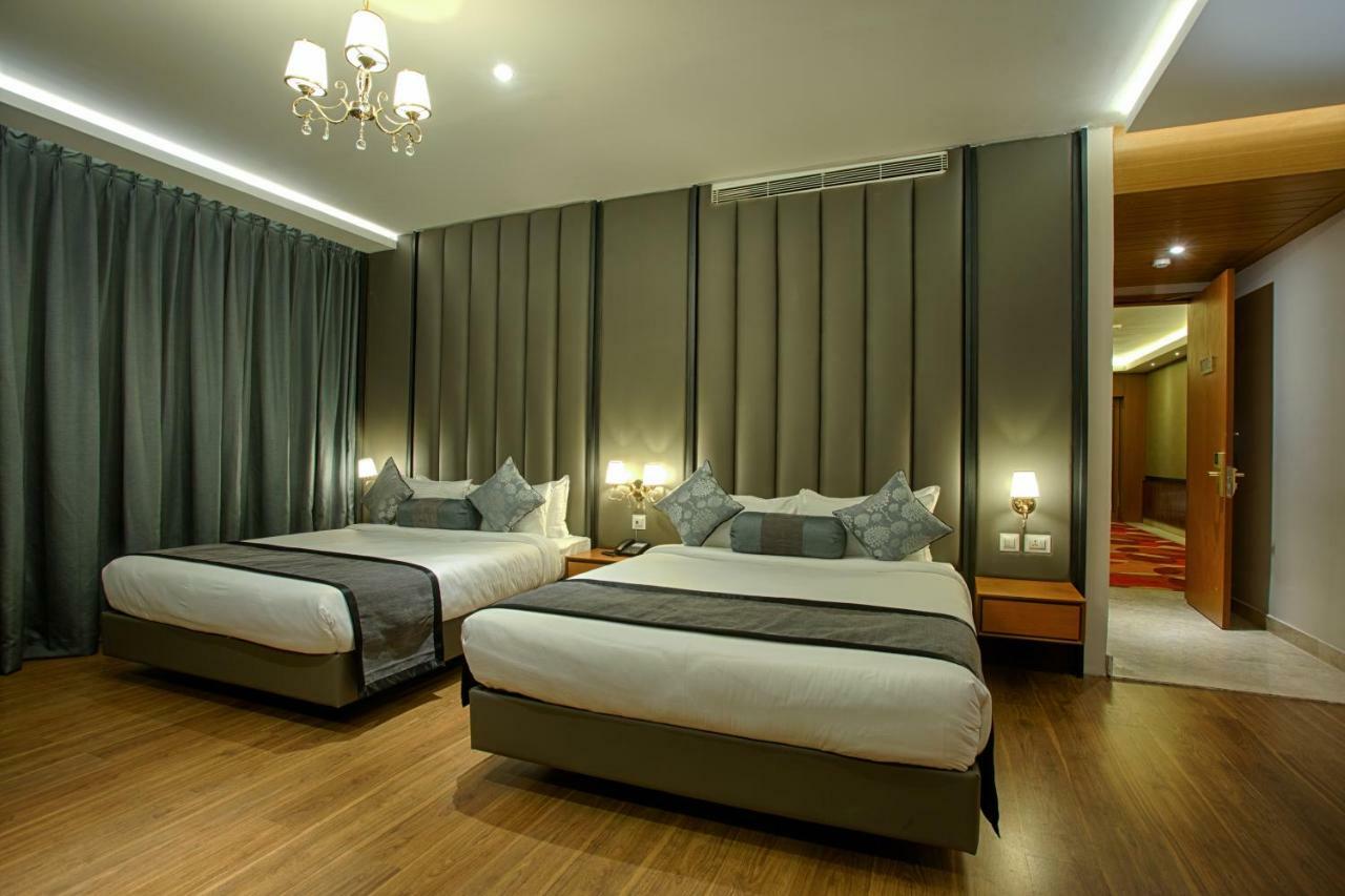 Four Vedas Hotel & Resort Siliguri Ngoại thất bức ảnh