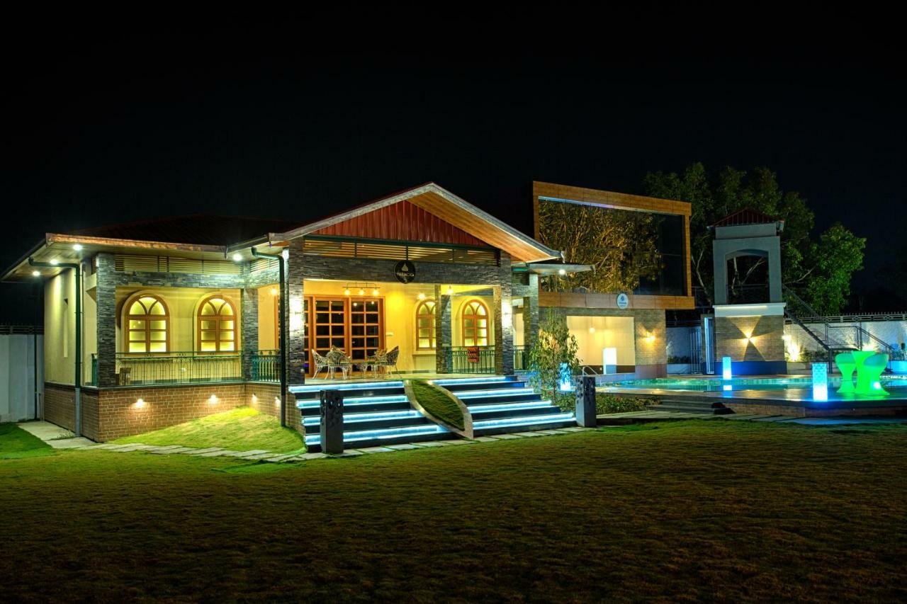 Four Vedas Hotel & Resort Siliguri Ngoại thất bức ảnh