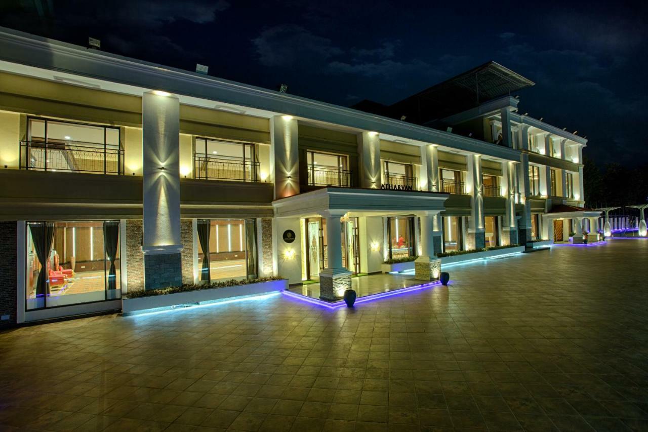 Four Vedas Hotel & Resort Siliguri Ngoại thất bức ảnh